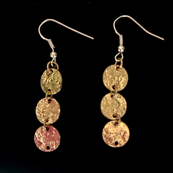 Vintage Brooch Becomes Star of Jewelry Set - Picture 2 of 2